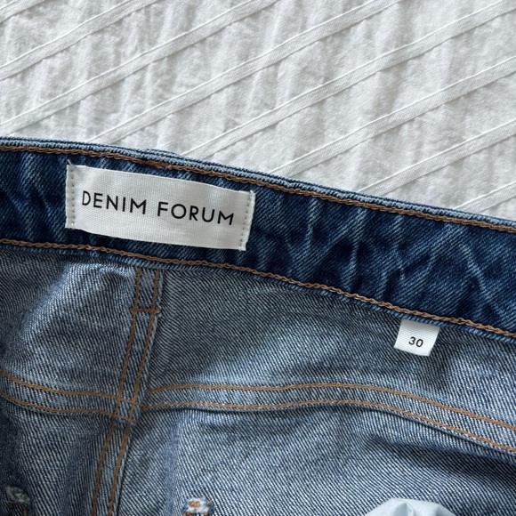 Denim Forum Remy Hi Rise Wide Jeans Size 30 Medium Blue - Picture 5 of 6
